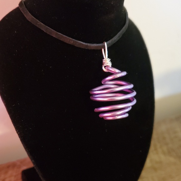 Wire cage - Picture 2 of 2